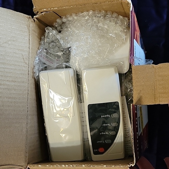 Elon Musk Plug in Electric Heater 2 Pack NEW - Picture 9 of 12